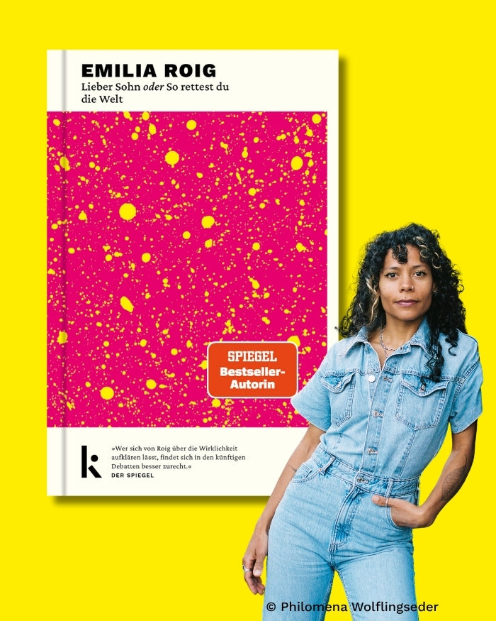 Emilia Roig Bestseller-Autorin Porträt mit Buchcover "Lieber Sohn oder So rettest du die Welt" Kjona Verlag