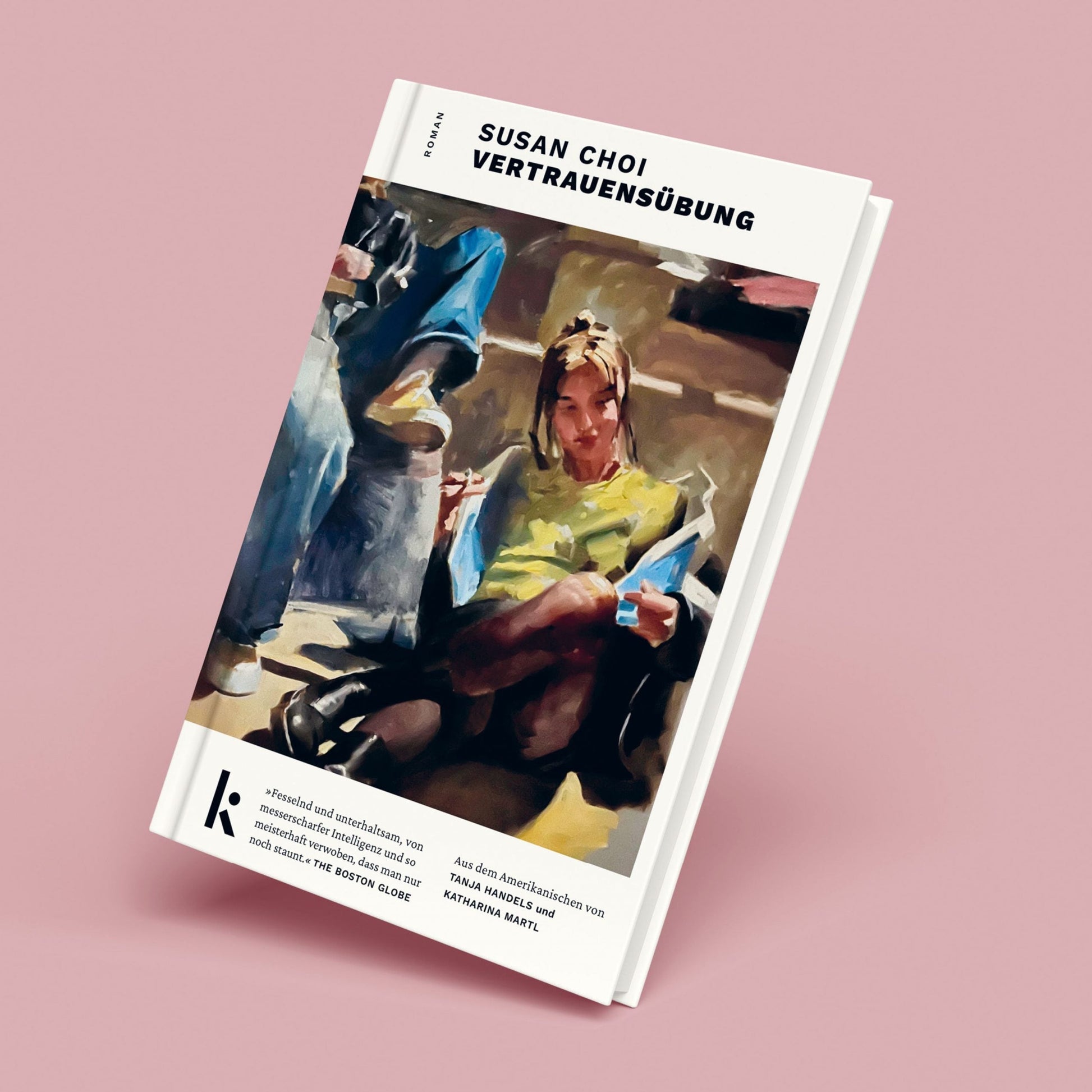 Mockup Cover »Vertrauensübung« vor rosa Hintergrund.