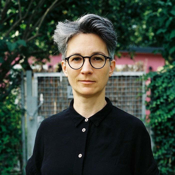 Porträt Stefanie de Velasco. JPG Format als RGB. Dateigröße ca. 400 KB.